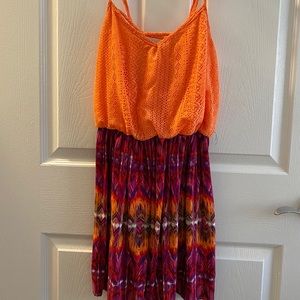 City Triangles dress - Medium